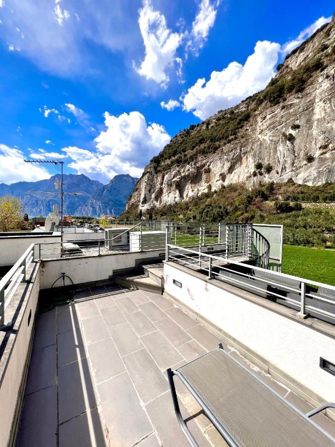 Apartment Gardabebo Torbole Sul Garda Exteriör bild