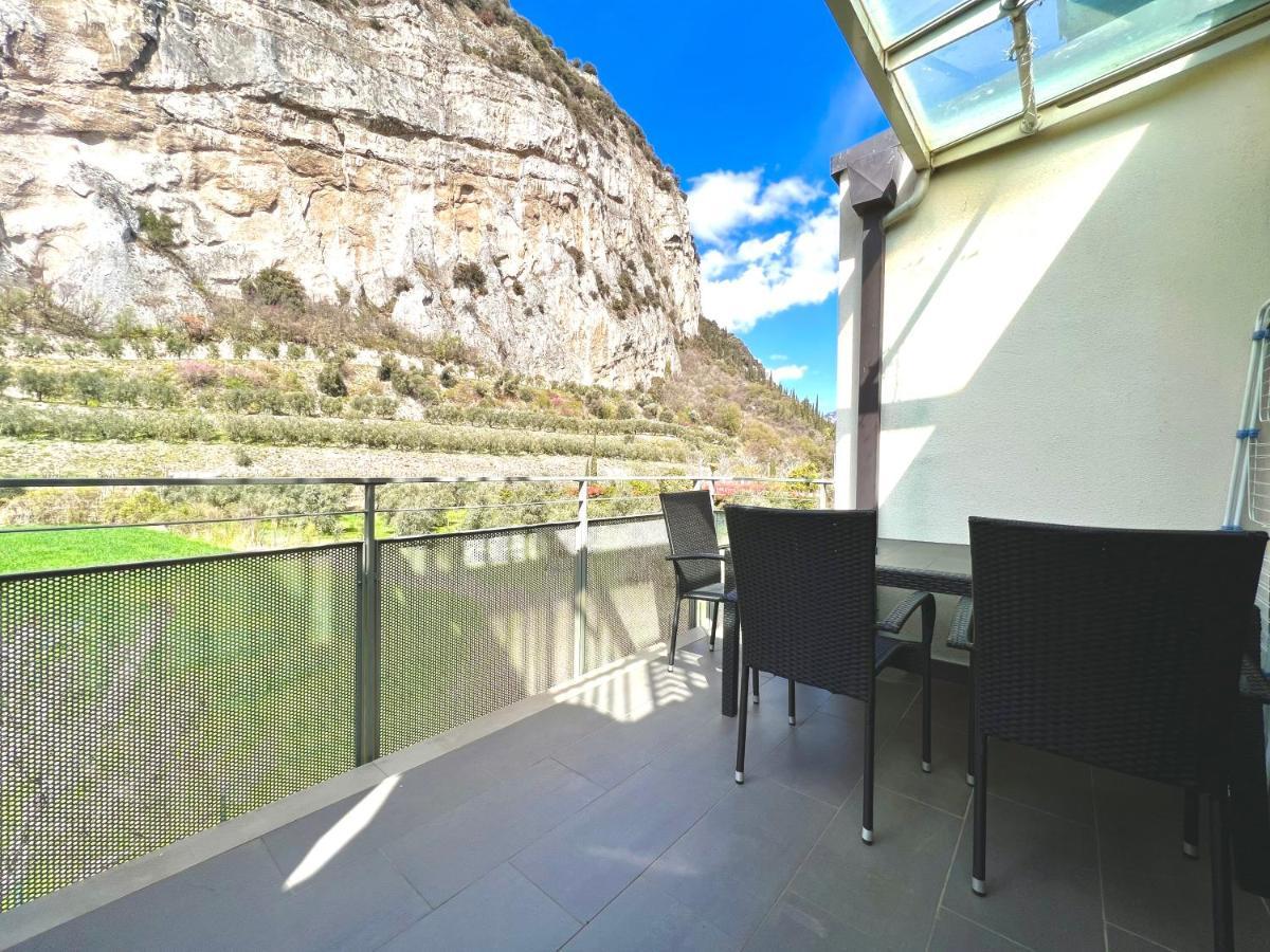 Apartment Gardabebo Torbole Sul Garda Exteriör bild