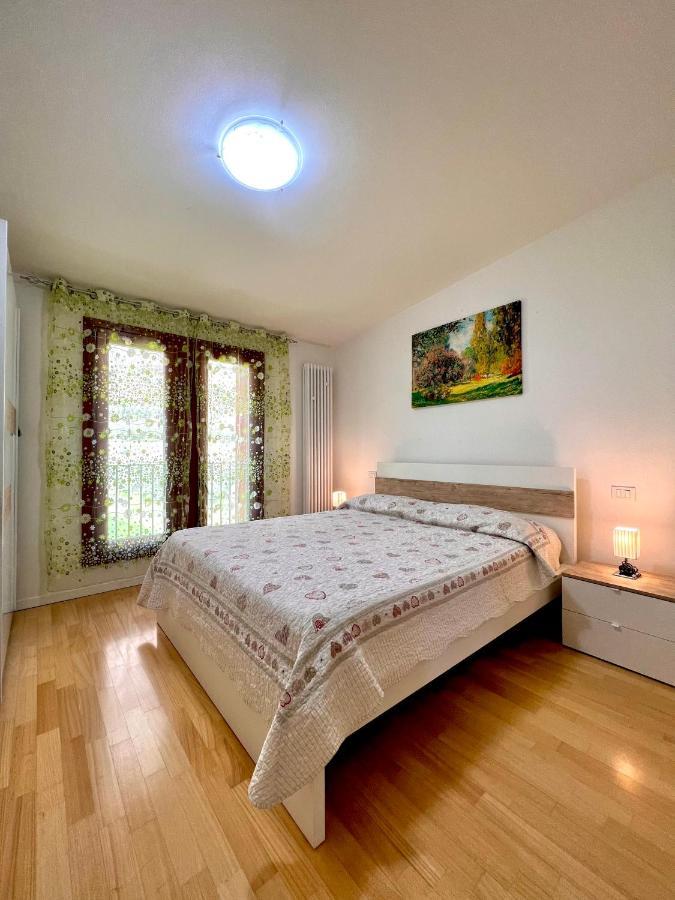 Apartment Gardabebo Torbole Sul Garda Exteriör bild