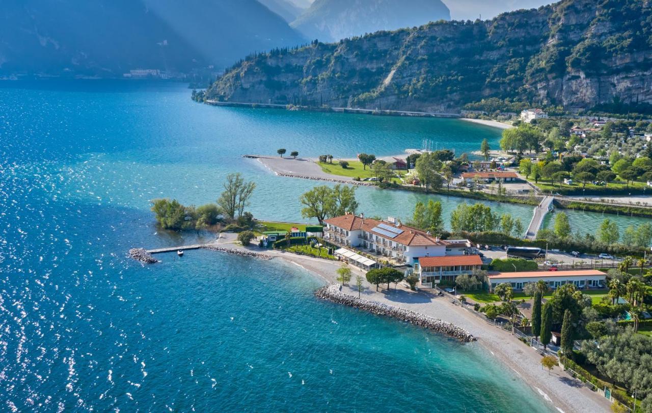Apartment Gardabebo Torbole Sul Garda Exteriör bild