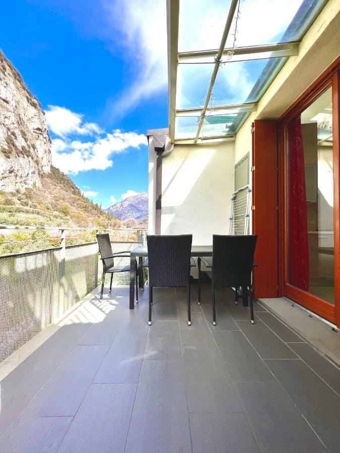 Apartment Gardabebo Torbole Sul Garda Exteriör bild