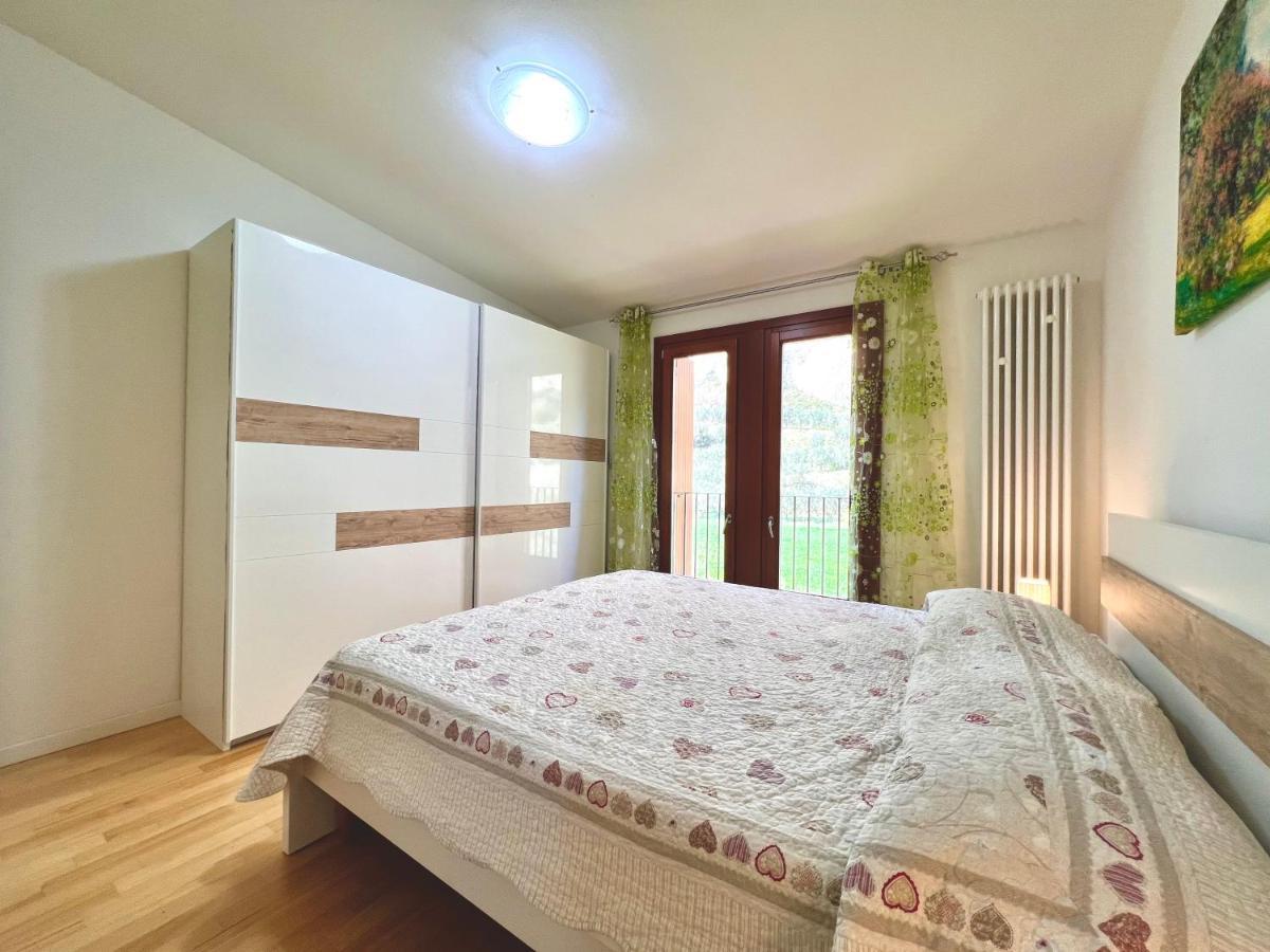 Apartment Gardabebo Torbole Sul Garda Exteriör bild